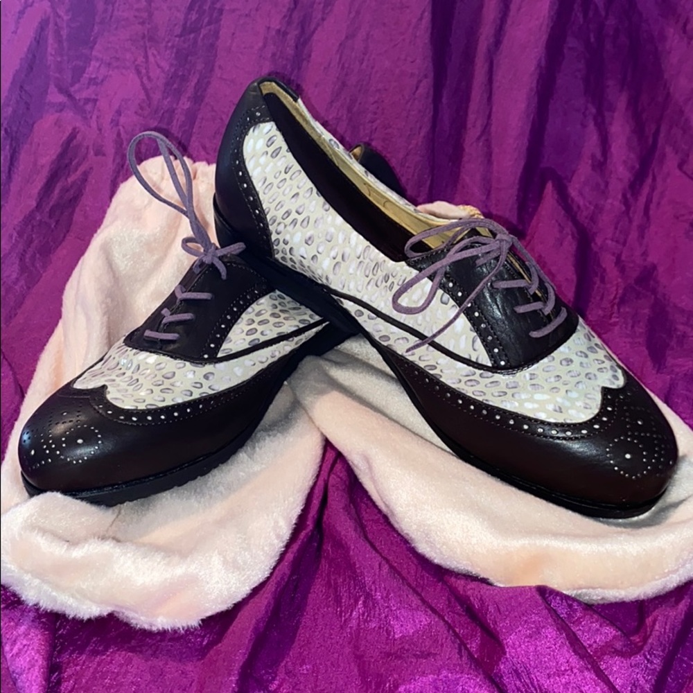 Tauer and Johnson Women’s Golf shoes